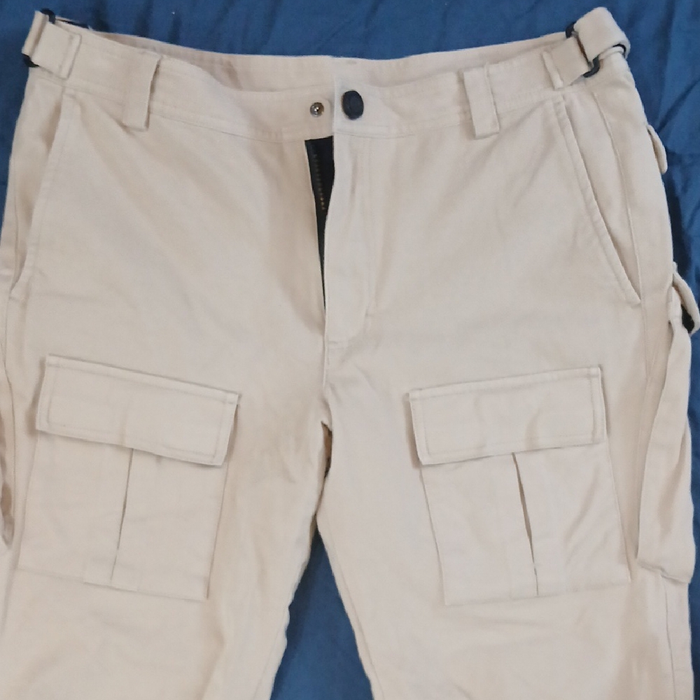 Burberry Men's Beige Cargo Pants